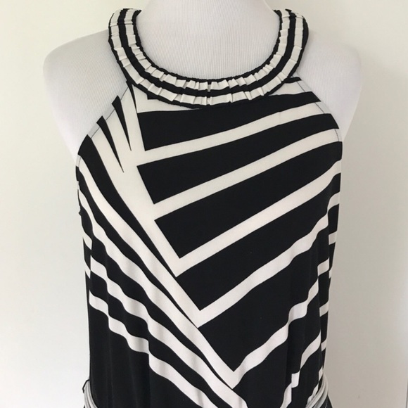 STUNNING GRAPHICS BCBG MAXAZRIA DRESS. - Picture 2 of 8